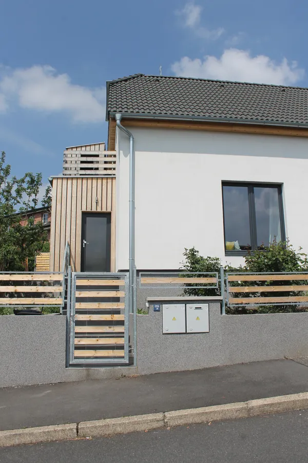 Vizualizace projektu "Rodinný dům u rybníka"